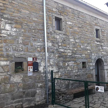 krevet i doručak Kmecka Hisa Stepani 6 Crni Kal